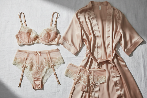 Como Montar um Kit de Lingerie Completo: O Guia da Mulher Moderna