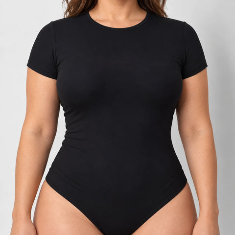 Body modelador Baumont: vista frontal da peça vestida