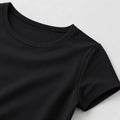 Detalhe da gola redonda e costuras do body em suplex
